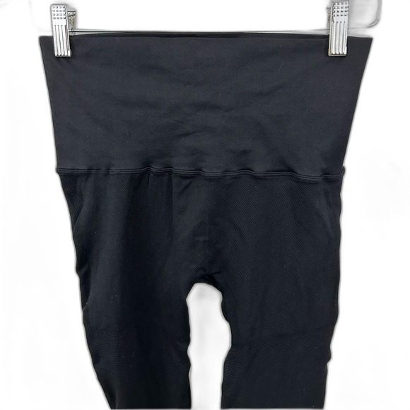 Commando Black High-Waist Workout Leggings Size Medium/Large - Picture 4 of 14